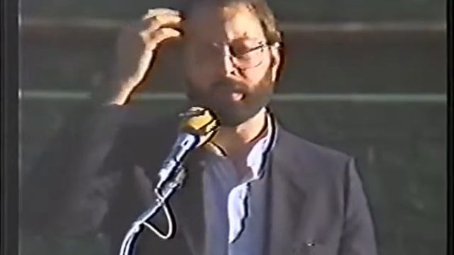 Ahmed Deedat Vs Prof Floyd E Clarke - Great Debate - Was Christ Crucified - Royal Albert Hall-08.mp смотреть онлайн