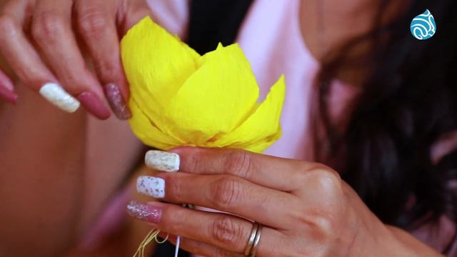 សិប្បកម្មច្នៃផ្កាក្រដាស_Flower made from PAPER! KHMER craft смотреть онлайн