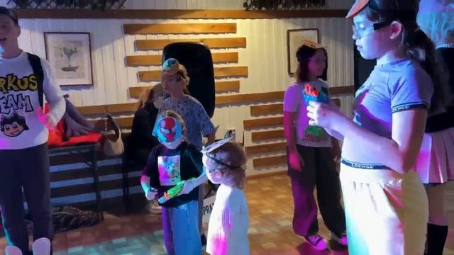 НА ДНЕ РОЖДЕНИИ ЖЕНЕЧКИ , АДРЕНАЛИН ЗАШКАЛИВАЛ. 21.11.23.