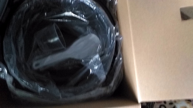 Redmond Rmc-m25 распаковки.