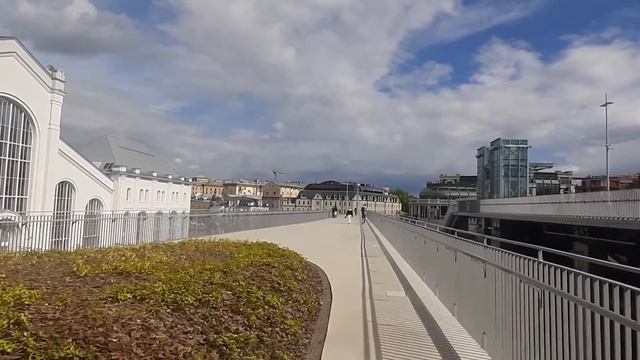 Прогулки по Москве. Березовая роща возле ГЭС-2. Звуковые инсталляции Дарьи Звездиной смотреть онлайн