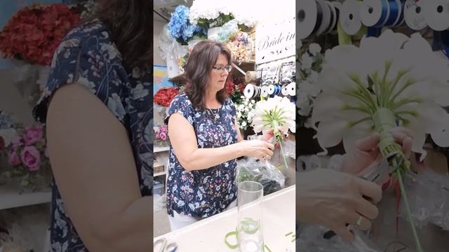 DIY Calla lily bridal bouquet with French twist handle смотреть онлайн