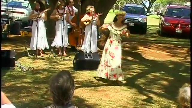Picnic with Poki - Kahauanu Lake with Keaolani Ukulele Band and Hula Part 4 смотреть онлайн