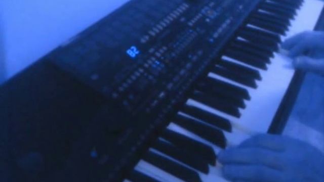 Shakin Stevens Merry christmas everyone Yamaha PSR 510 COVER. смотреть онлайн