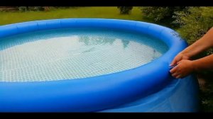 Как заклеить бассейн Кот порвал бассейн