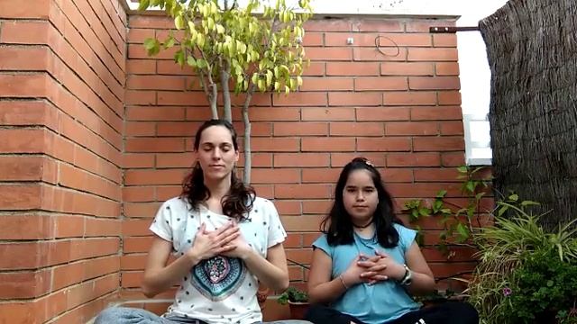 mantra Aap sahaaee hoaa (Versión Nirijan kaur) смотреть онлайн
