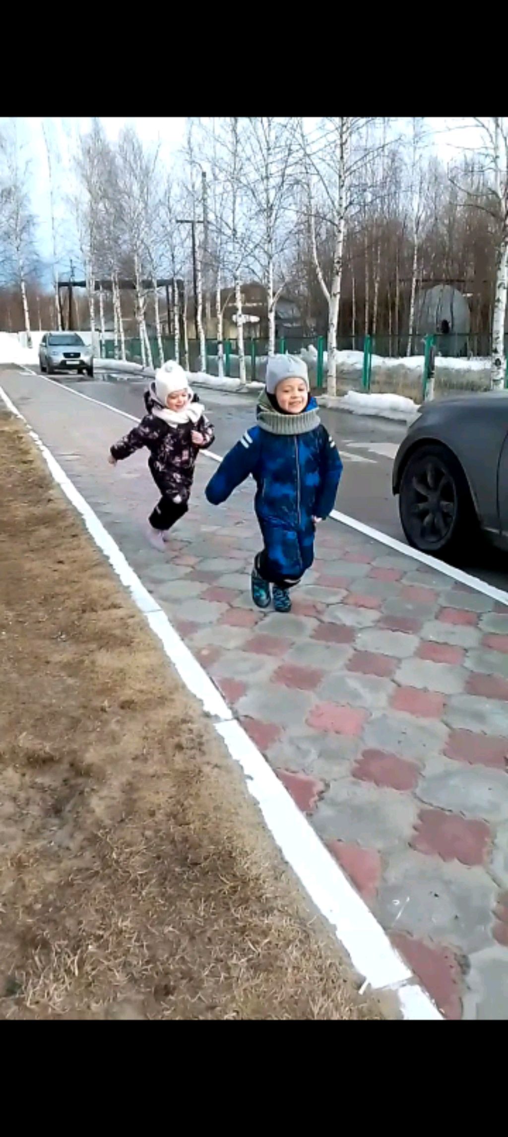 издеваюсь над Ангелиной эфир