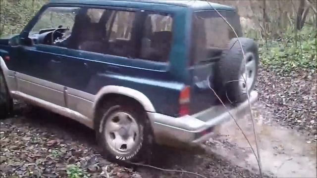 Suzuki Vitara V6 | Kazimierz Dolny смотреть онлайн