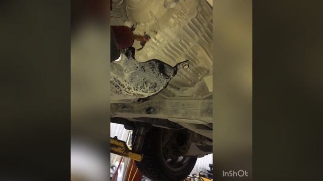 Лексус LX570 Замена масел в мостах, раздатке, в гуре и антифриз. смотреть онлайн
