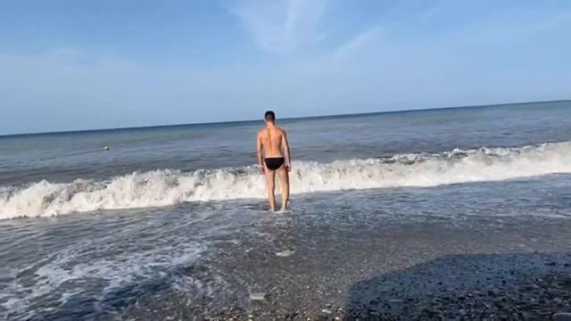 Пляж?ЛАЗАРЕВСКОЕ СЕГОДНЯ?СОЧИ. смотреть онлайн