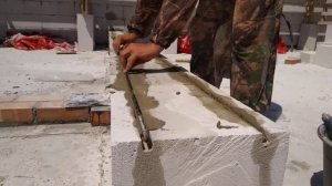 Как правильно армировать первый ряд газоблока.