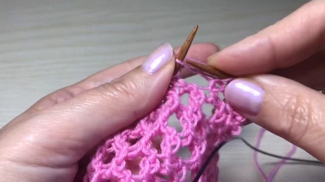 ДВА АЖУРНЫХ узора спицами от известного дизайнера / Узор сетка спицами мастер класс смотреть онлайн