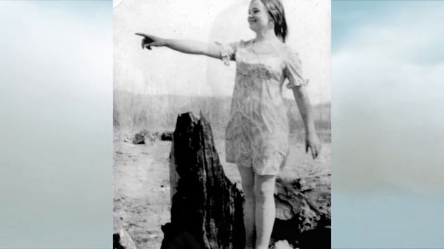 Выпускникам 70-х посвящается смотреть онлайн