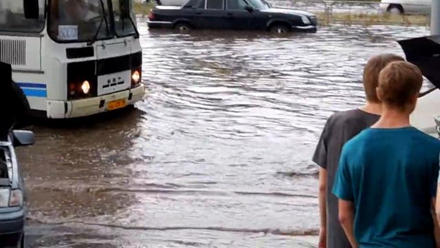 После ливня в Ижевске сегодня 10.07.2013г смотреть онлайн