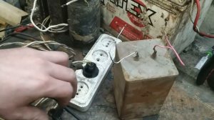 Конденсатор в сети переменного тока без обмана.