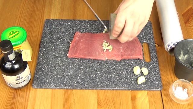 Рецепт невероятно простого и вкусного мясного рулета смотреть онлайн