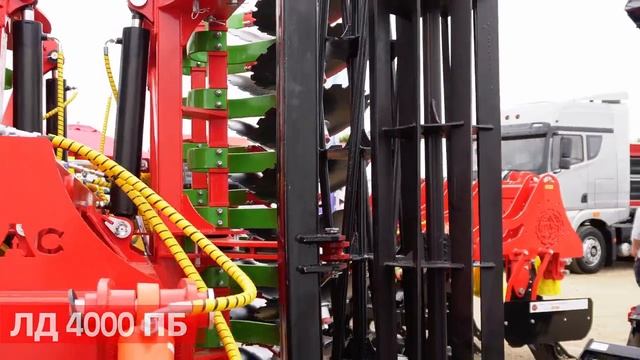 Вся правда на выставке "Золотая Нива". Какое место занимает отечественные орудия. Обработка почвы. смотреть онлайн