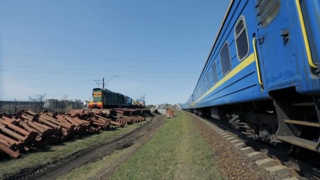 Укрзалізниця показала як відновлює зруйнований міст між Коростенем та Києвом смотреть онлайн