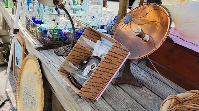 Ищем винтаж и антиквариат на блошином рынке в штате Нью Джерси. смотреть онлайн