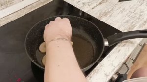 ПЕЧЕНЬ ПО БЕРЛИНСКИ С ЯБЛОКАМИ! ЭТО ТАК ВКУСНО, ЧТО Я ГОТОВЛЮ СРАЗУ НА ЧЕТЫРЕ ПОРЦИИ