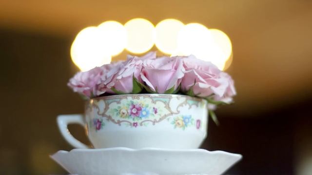 Я не хочу жить с бегемотом!» - муж выставил беременную жену за дверь, а в их дом привёл... смотреть онлайн