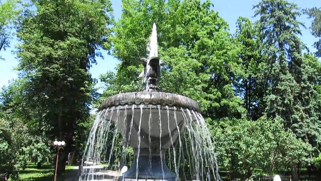 28.05.2022. КБР. Нальчик. Фонтан в Атажукинском Парке. Часть 2 смотреть онлайн