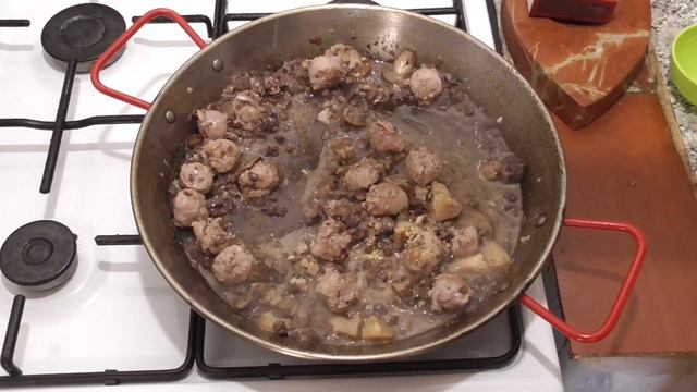 Что может быть вкуснее ,... Рис с кровяной колбасой. Кухня Испании. смотреть онлайн