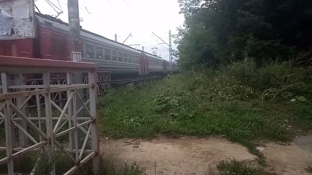 Пригородный поезд Москва Голутвин ЭД4М-0045 смотреть онлайн