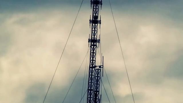 Новомосковск. Природа и архитектура. Центр города. Весна 2017. смотреть онлайн