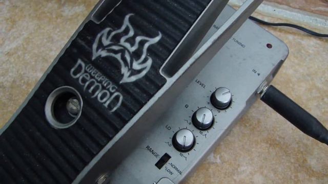 WAH WAH Ibanez WD7 Weeping Demon смотреть онлайн