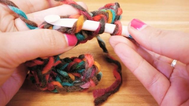 Crochet | Fall Scarf with Half Double Crochets | Pattern Tutorial смотреть онлайн