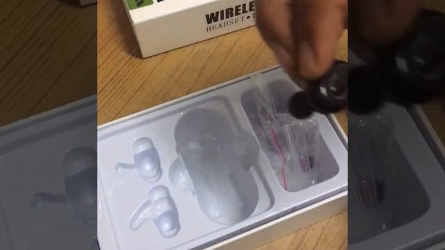 Wireless earphone Evisu Brand смотреть онлайн