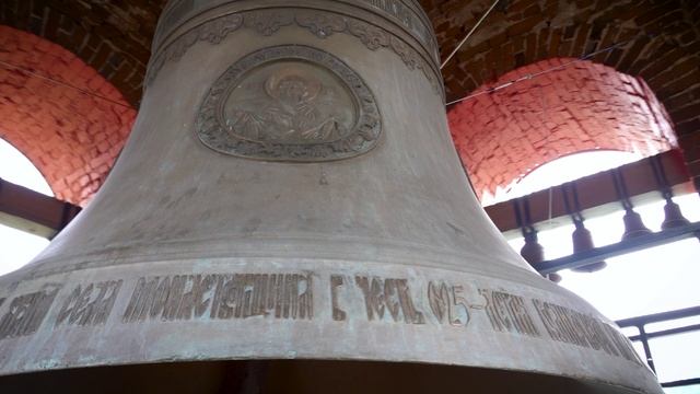 Экскурсия на колокольню храма Рождества Богородицы в Монастырщино смотреть онлайн