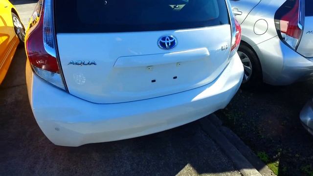 2015 Toyota Aqua - MANUKAU HYBRID FACELIFT For Shalom смотреть онлайн