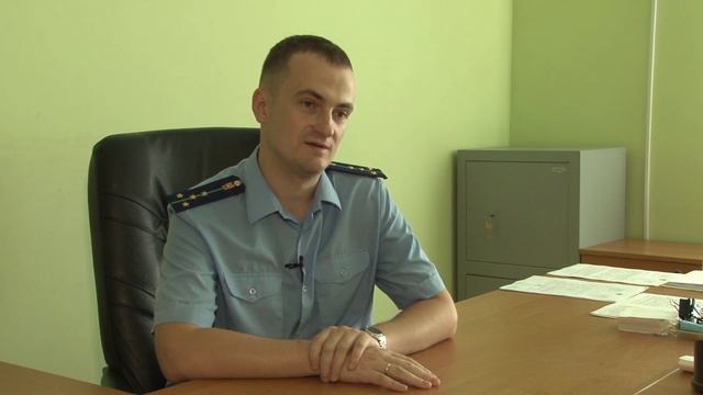 Вынесен приговор солигорчанину, который ранил ножом мужчину смотреть онлайн