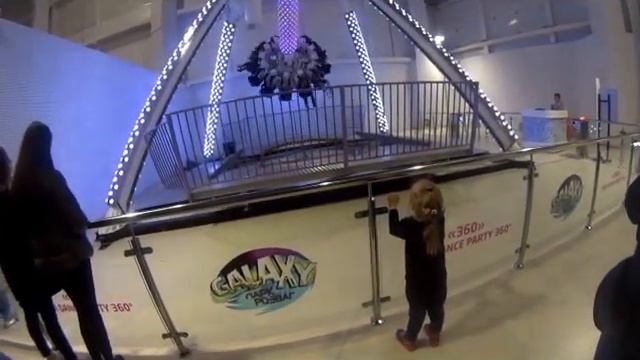 Торговый Центр Lavina, Lavina Mall, Парк "Галактика", Парк развлечений Galaxy. Аттракционы смотреть онлайн