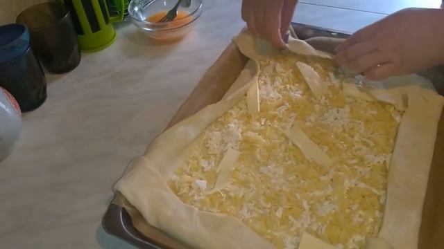 Ленивое хачапури. Пирог по мотивам. Сырный хлеб. смотреть онлайн