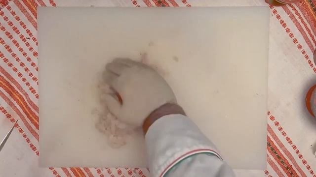 Как приготовить рыбные котлеты со сметанно хреновым соусом