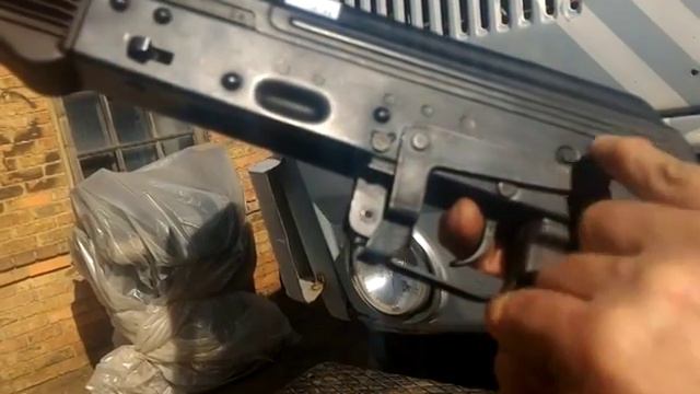 Бойцы 54 ОМБр сами усовершенствуют оружие в условиях АТО смотреть онлайн