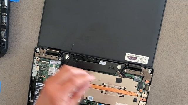 Lenovo Yoga 11e Gen 5 Replace LCD and Back Panel смотреть онлайн