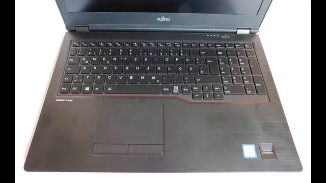 Fujitsu LifeBook U757 (7200U, FHD) Laptop смотреть онлайн
