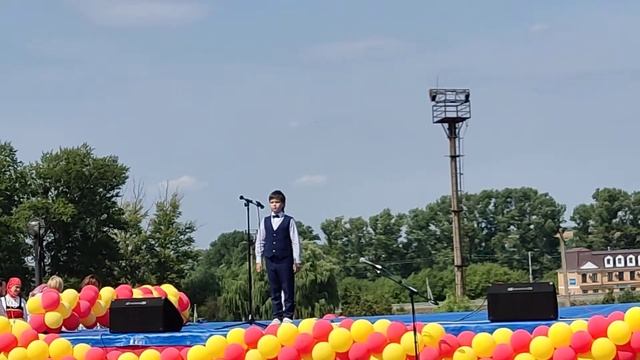 Настоящий друг (муз. Б. Савельева, сл. М. Пляцковского) смотреть онлайн