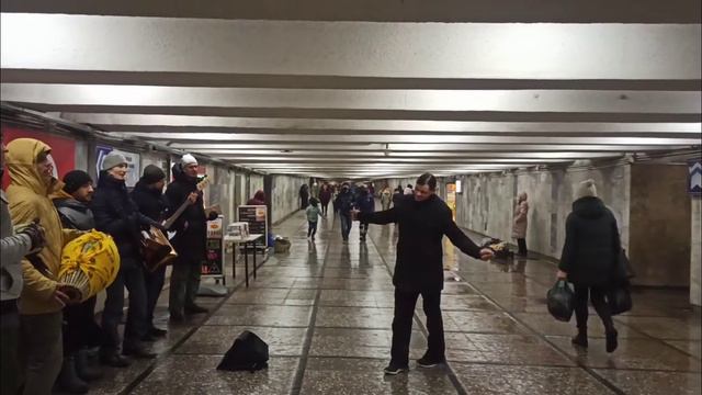 Христианин танцует - Кришнаиты поют.Песни Кришнаитов.Часть 1. Видео Кришнаиты. Кришна и Иисус. смотреть онлайн