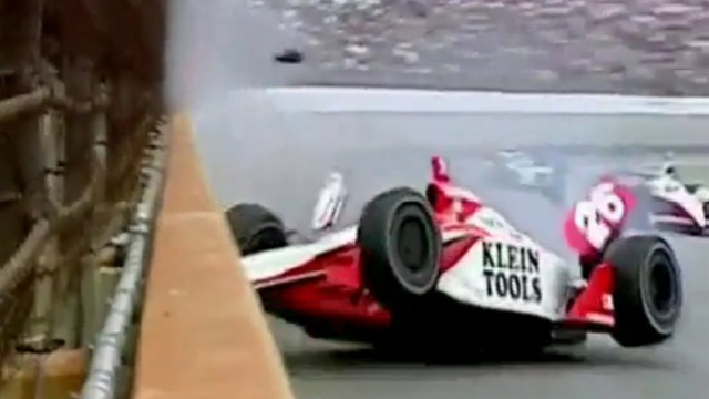 Аварии на гонках смотреть онлайн