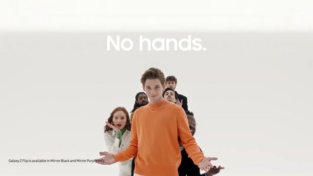 Galaxy Z Flip: Hands-Free Camera | Samsung