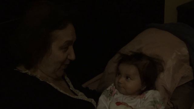 Я СКАЗАЛА ЧТО ГОЛОС ЗНАКОМЫЙ !!! БАБУШКААААА !!!!!!ИРИНА МИХАЙЛОВНА !!!!!!!! смотреть онлайн