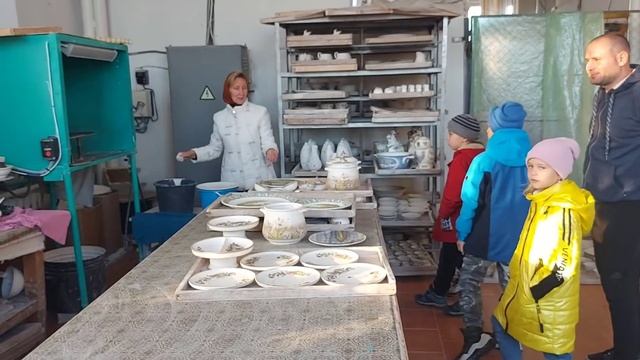 Семикаракорская керамика - яркие, красочные, фаянсовые изделия полные тепла и доброты. С днем добра смотреть онлайн