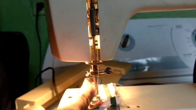 Ensartado y funciones de la máquina new home смотреть онлайн