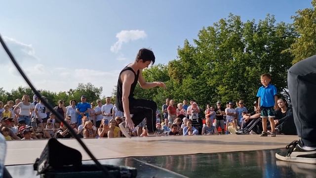 STREET WEEKEND. bboy Masyan (CrossWord Crew) смотреть онлайн