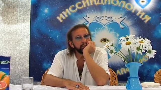 В нашем подсознании всегда есть опыт, который мы пока не можем использовать смотреть онлайн